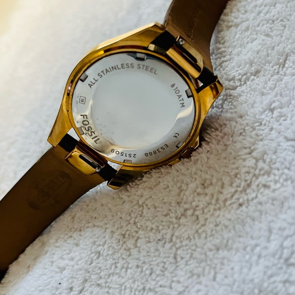 Fossil Women’s Leather Watch with Diamonds - Picture 2 of 8